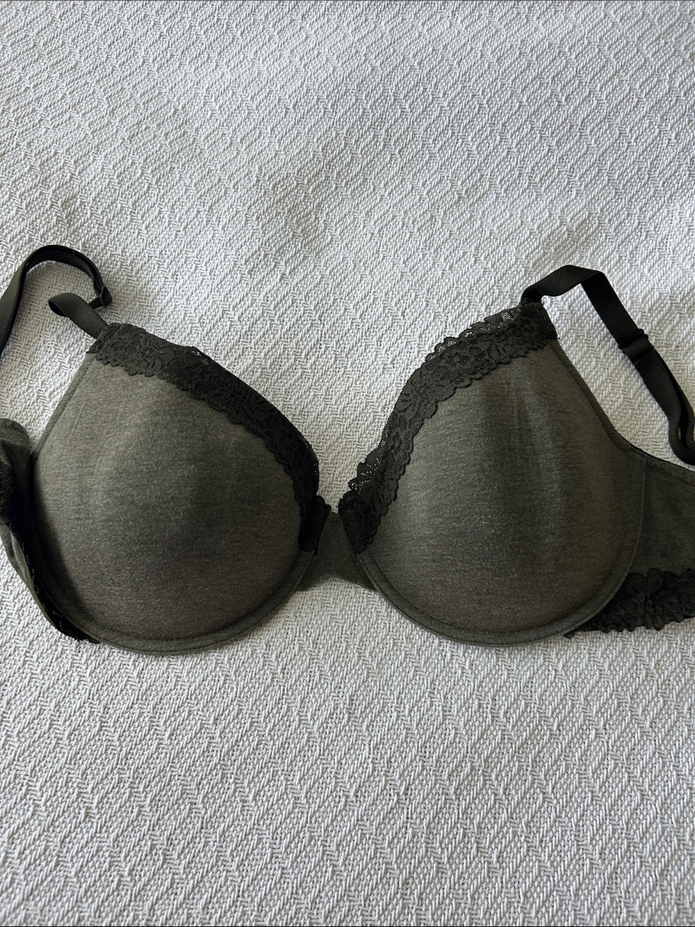 Victoria’s Secret Pink wear everywhere bra
